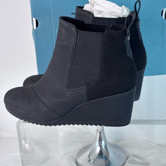 TOMS Women's Bailey Ankle Boots, Black, 9.5, Suede/Textile/Leather – Booties - Picture 4 of 6